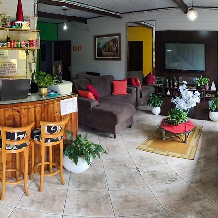 Pousada Alojaki Hostel Прая-Гранди Экстерьер фото
